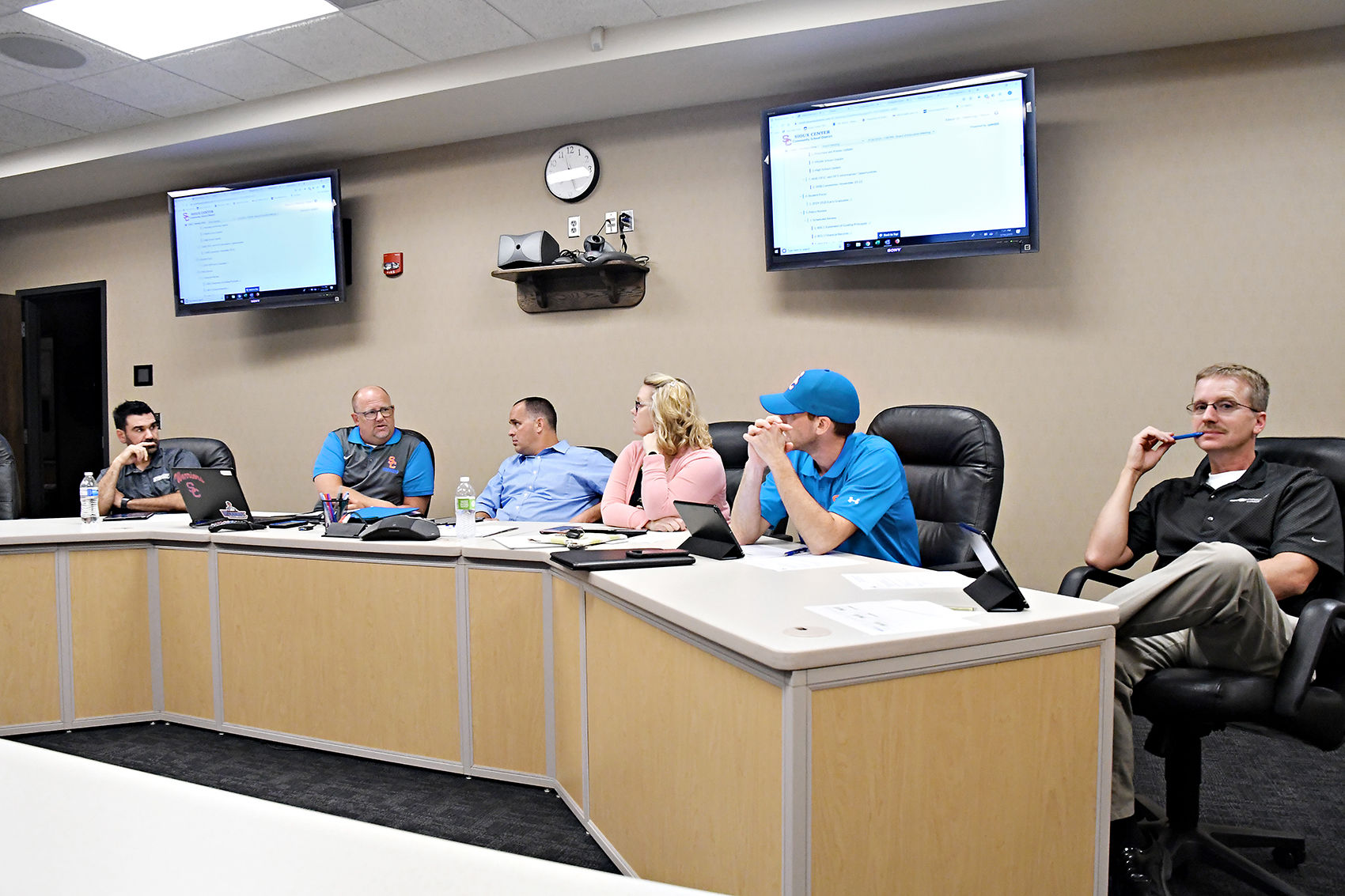 School board hears about ELL challenges